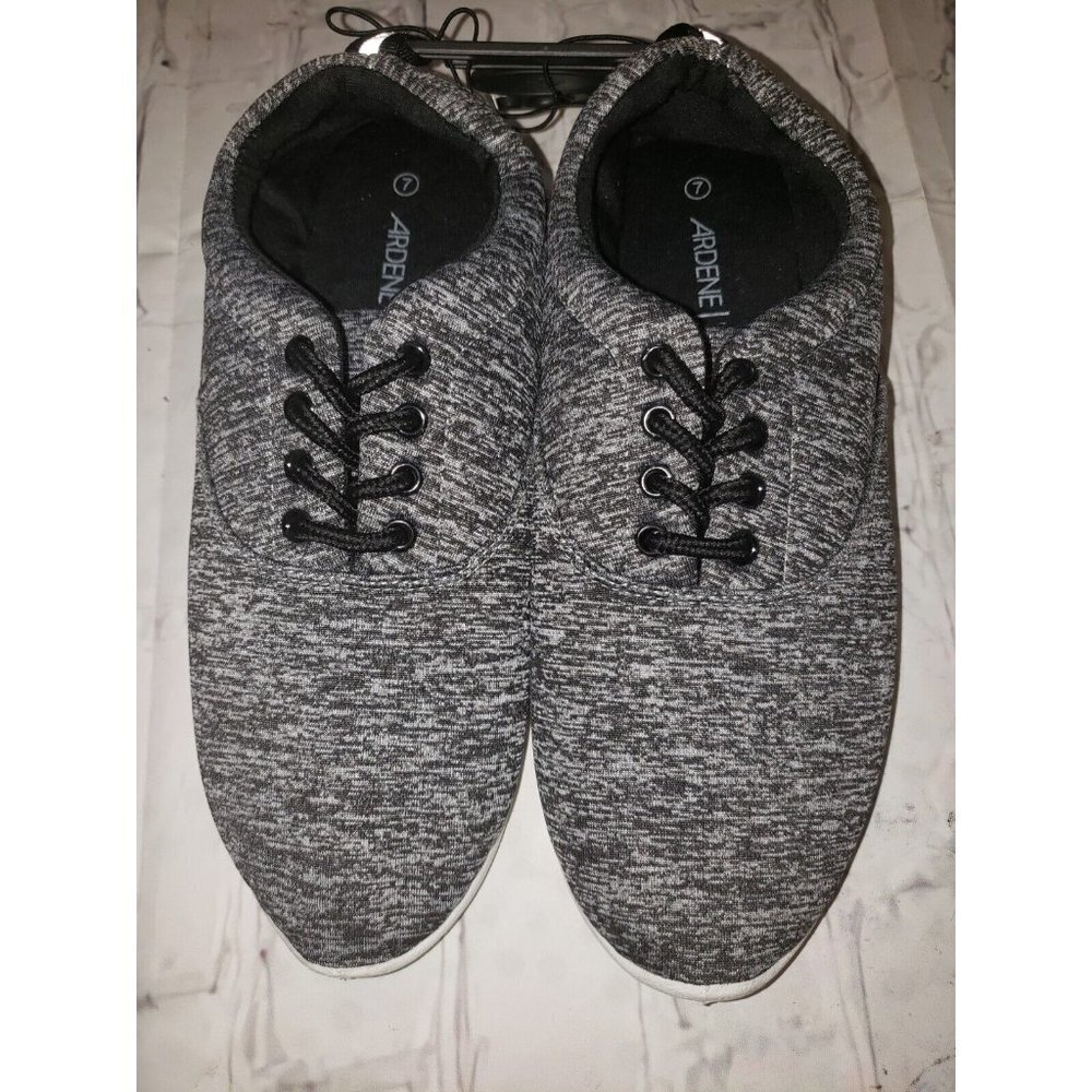 𝅺NWT Ardene Women's Heathered Grey Sneakers Sizes 7,8,9